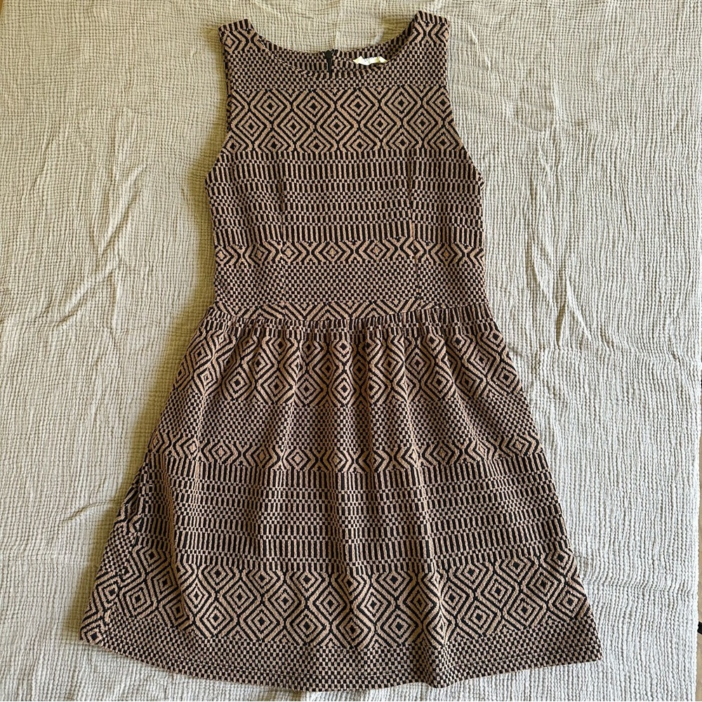 Freeway Geometric Patterned Sleeveless Dress - Black and Brown
